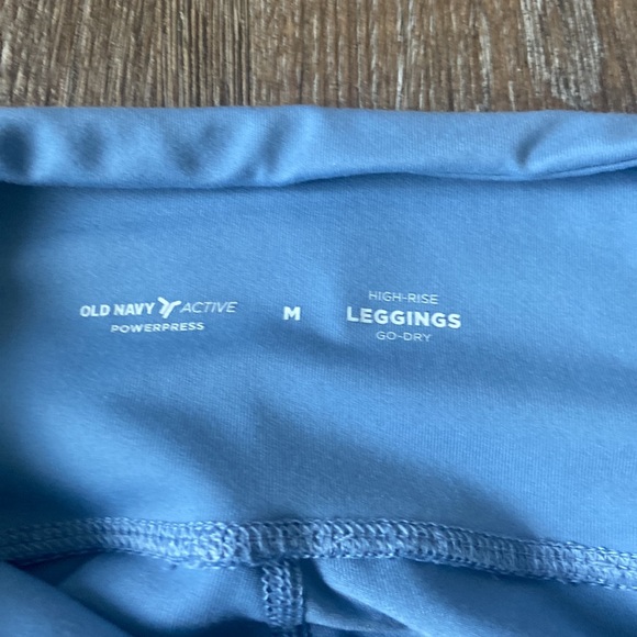 Bundle | Medium Leggings - Picture 3 of 4